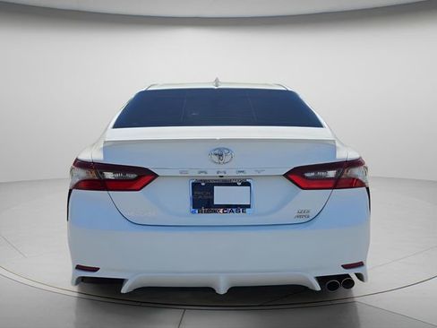 Used 2023 Toyota Camry SE AWD/4WD image 5