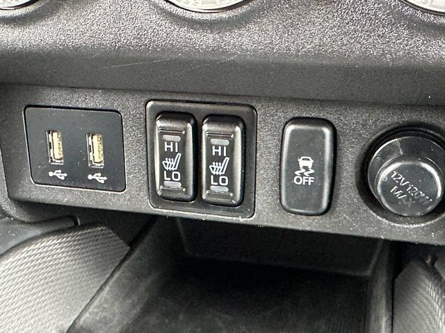 Used 2025 Mitsubishi Outlander Sport AWD image 18