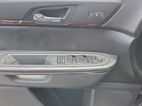 Used 2014 GMC Acadia Denali AWD/4WD image 21