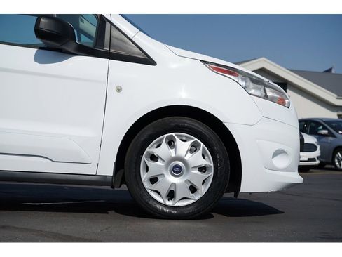 Used 2016 Ford Transit Connect XLT image 11