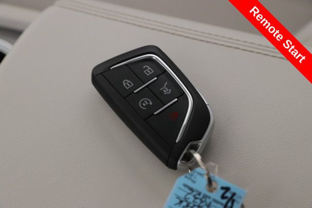Used 2026 Cadillac Vistiq Sport w/ LPO, Floor Liner Package AWD/4WD image 3