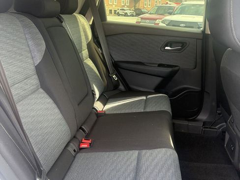 Used 2023 Nissan Rogue SV AWD/4WD image 13