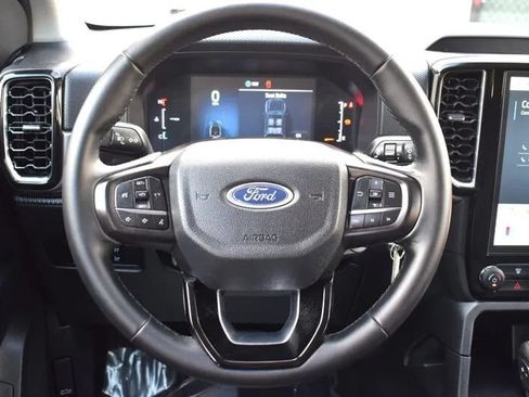 Used 2025 Ford Ranger XLT w/ FX4 Off-Road Package AWD/4WD image 14