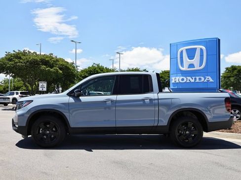 Used 2026 Honda Ridgeline Black Edition image 4