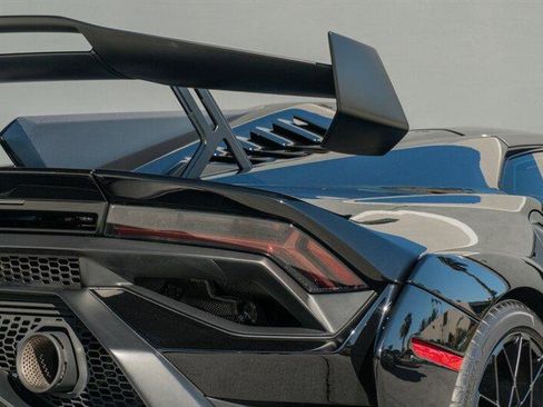 Used 2021 Lamborghini Huracan STO image 46
