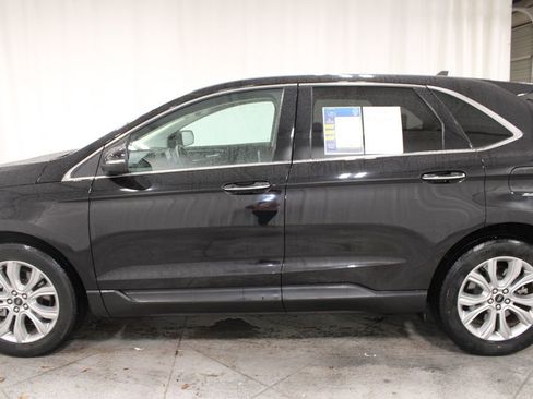 Used 2024 Ford Edge Titanium image 6