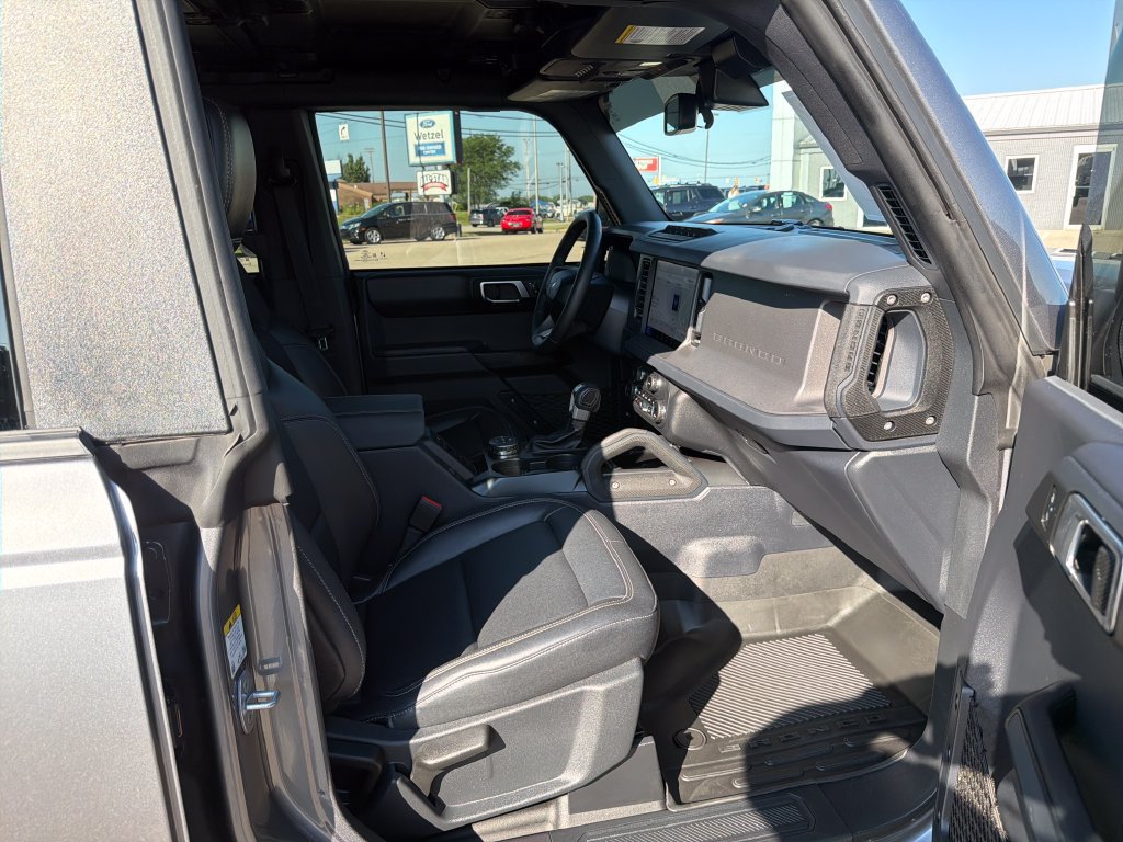 Used 2025 Ford Bronco Badlands AWD/4WD image 20