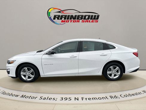 Used 2023 Chevrolet Malibu LS FWD image 4