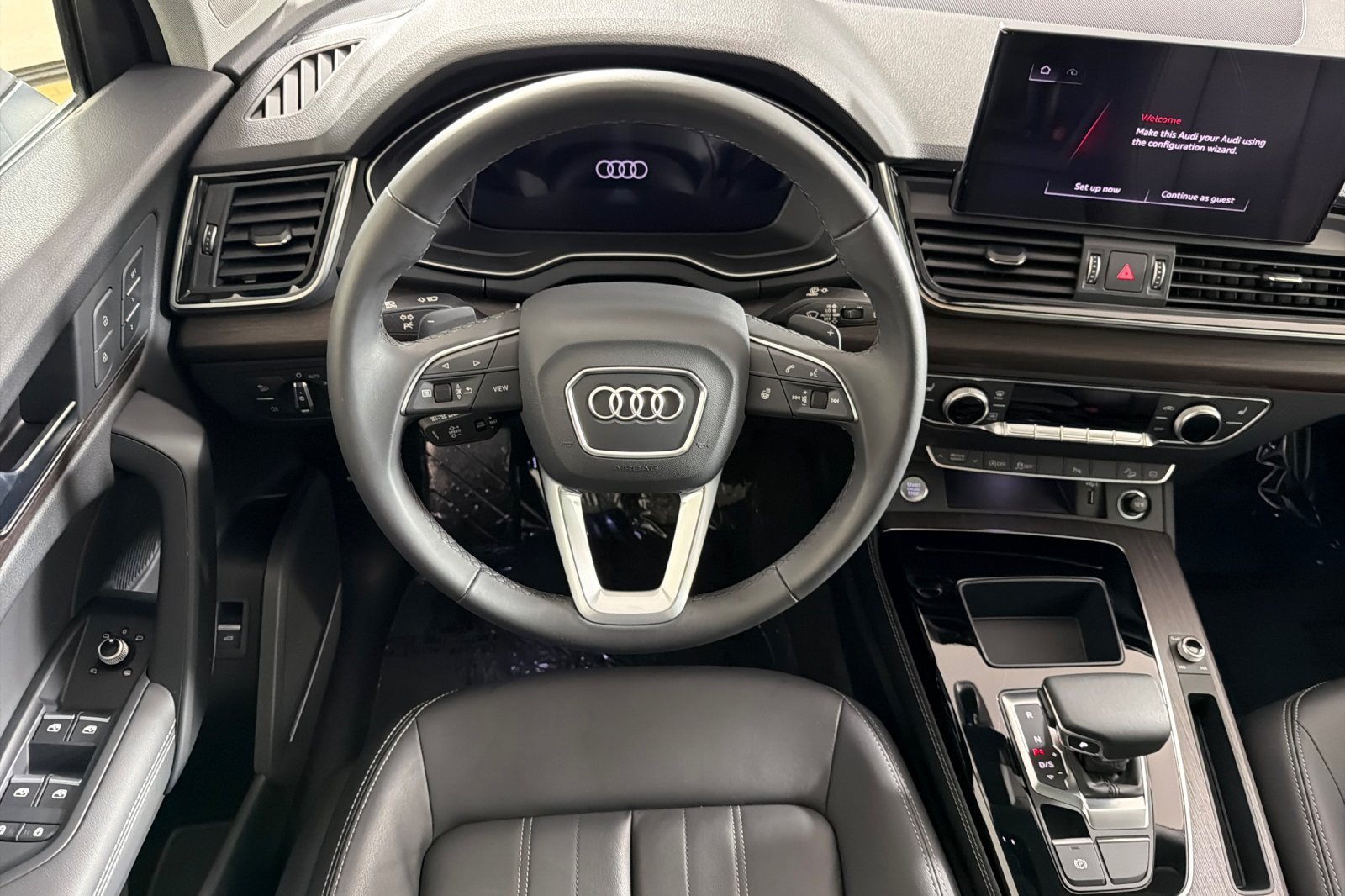 Used 2023 Audi Q5 2.0T Premium Plus w/ Premium Plus Package AWD/4WD image 13