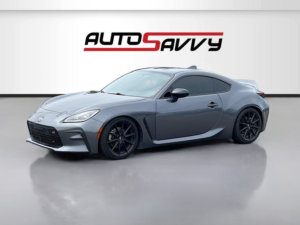 Used 2023 Toyota GR86 Premium RWD image 3