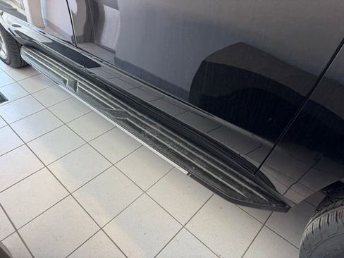 New 2026 Chevrolet Suburban LS w/ Max Trailering Package AWD/4WD image 32