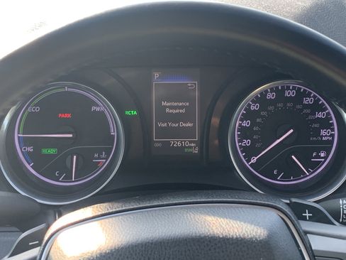 Used 2018 Toyota Camry SE image 21