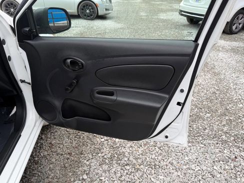 Used 2012 Nissan Versa S w/ Cruise Control Pkg image 14