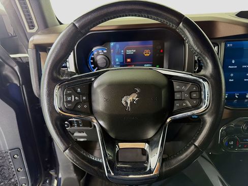 Used 2021 Ford Bronco Outer Banks AWD/4WD image 15