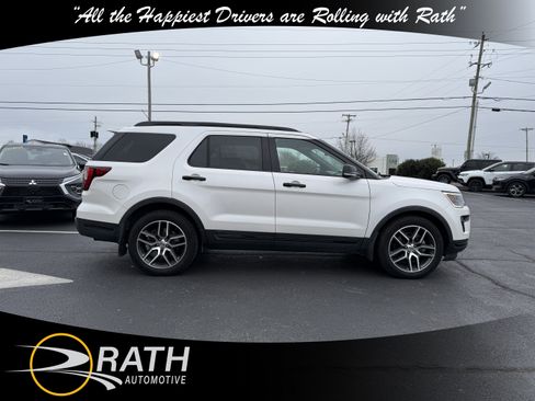 Used 2018 Ford Explorer Sport w/ Equipment Group 401A image 10
