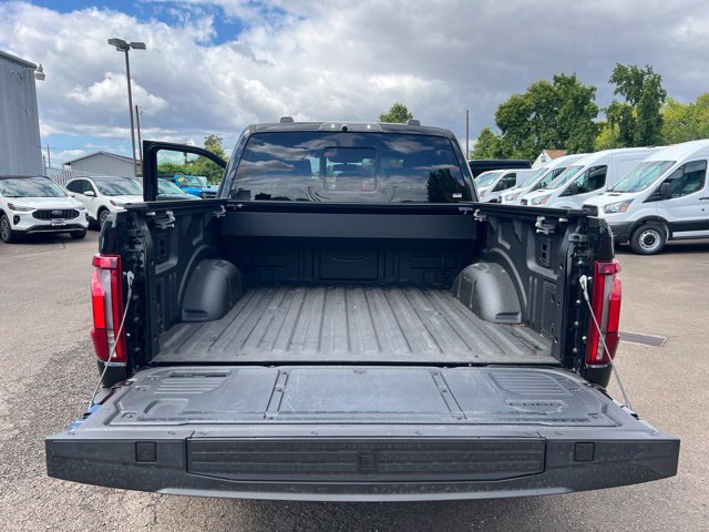 Used 2025 Ford F150 Raptor AWD/4WD image 14