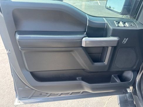 Used 2020 Ford F150 XLT w/ Equipment Group 302A Luxury AWD/4WD image 12