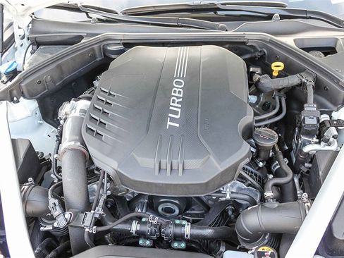 Used 2025 Genesis G70 3.3T Advanced image 32