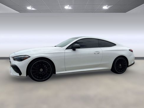 Used 2024 Mercedes-Benz CLE 300 4MATIC Coupe image 2