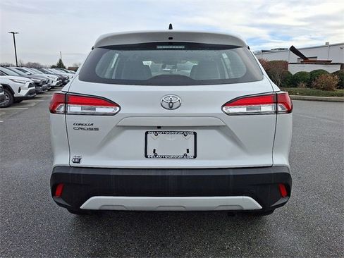 Certified 2025 Toyota Corolla Cross L image 5