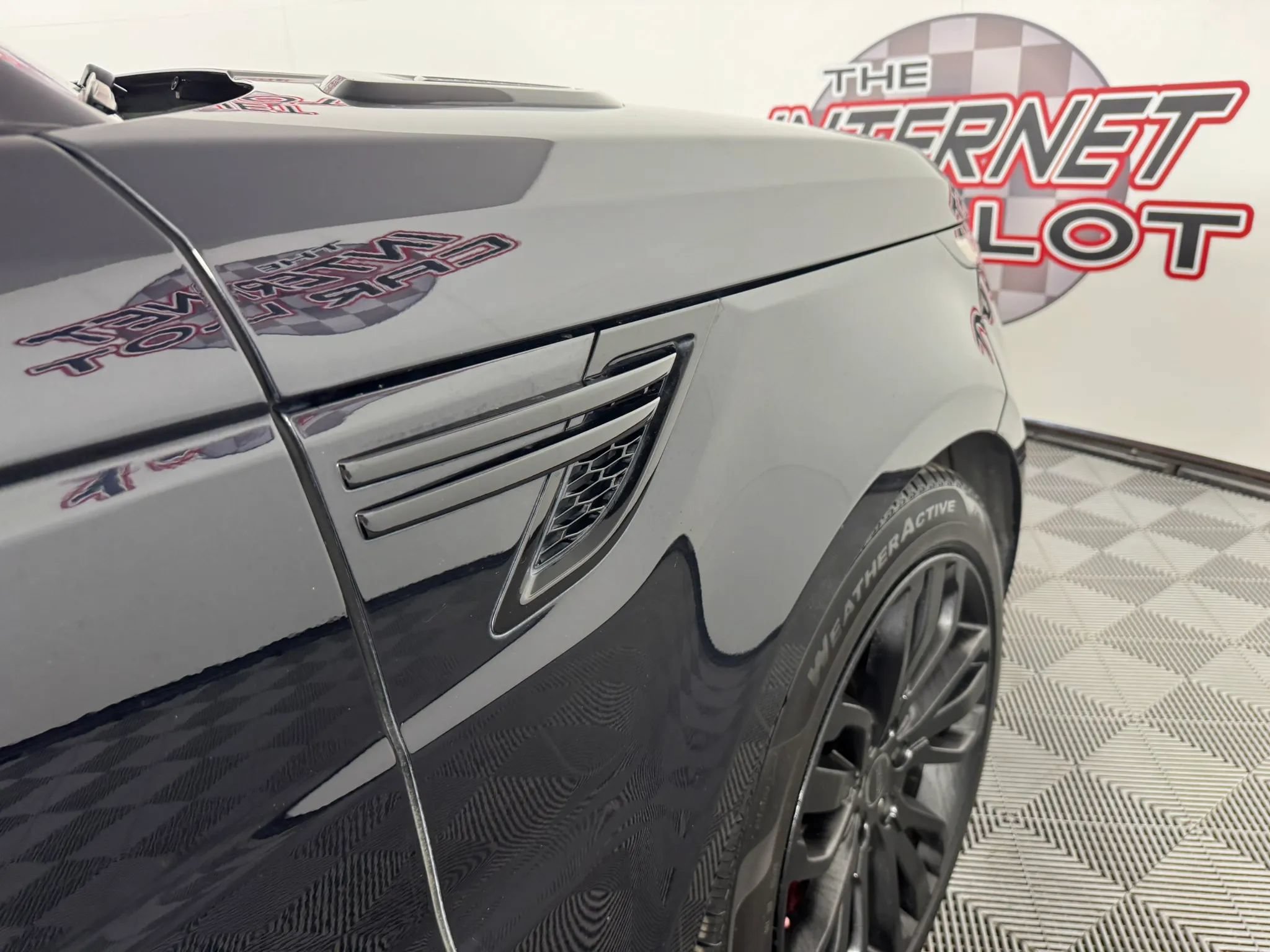 Used 2017 Land Rover Range Rover Sport Supercharged AWD/4WD image 32