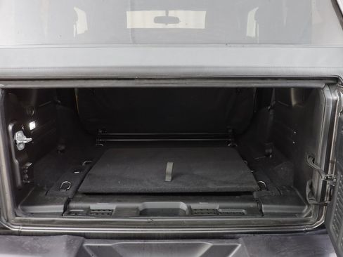 Used 2020 Jeep Wrangler Rubicon w/ LED Lighting Group image 18