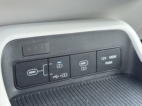 Used 2025 Hyundai Kona SEL AWD/4WD image 28