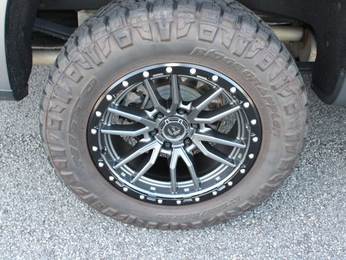 Used 2021 Chevrolet Silverado 1500 LT Trail Boss w/ Bed Protection Package AWD/4WD image 12