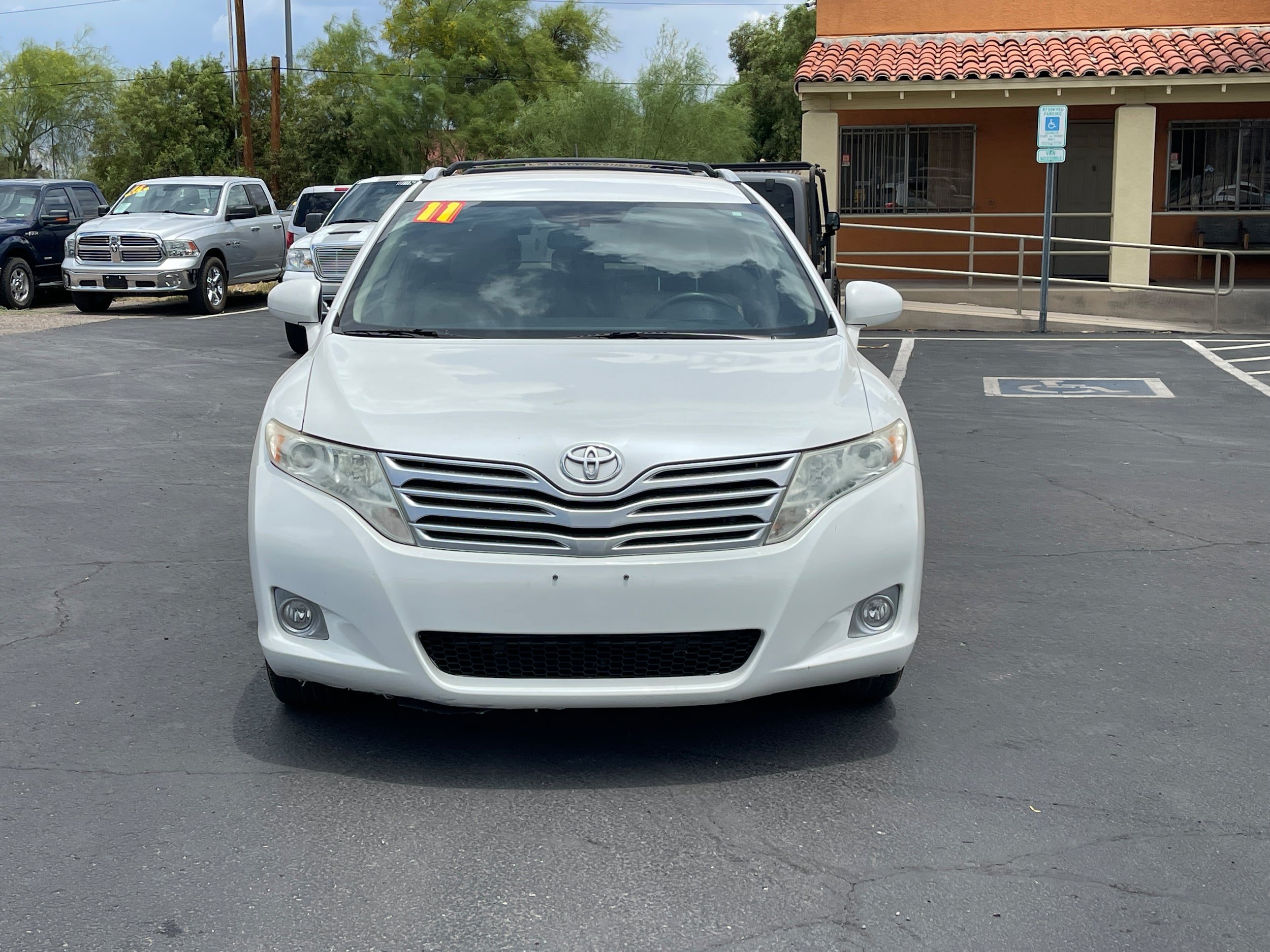 Used 2011 Toyota Venza FWD image 8