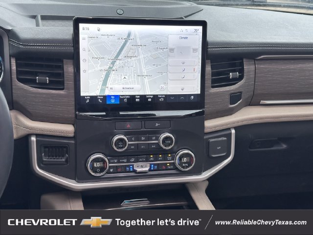 Used 2022 Ford Expedition Limited RWD image 16