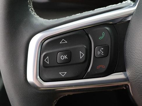 Used 2023 Jeep Wrangler Unlimited Sahara w/ Cold Weather Group image 18