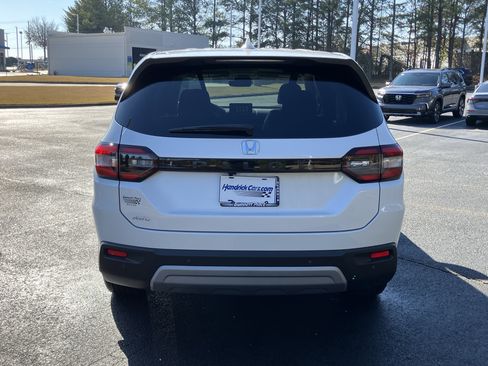 Certified 2025 Honda Pilot EX-L image 9