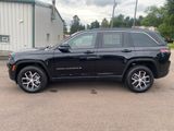 New 2025 Jeep Grand Cherokee Limited image 2