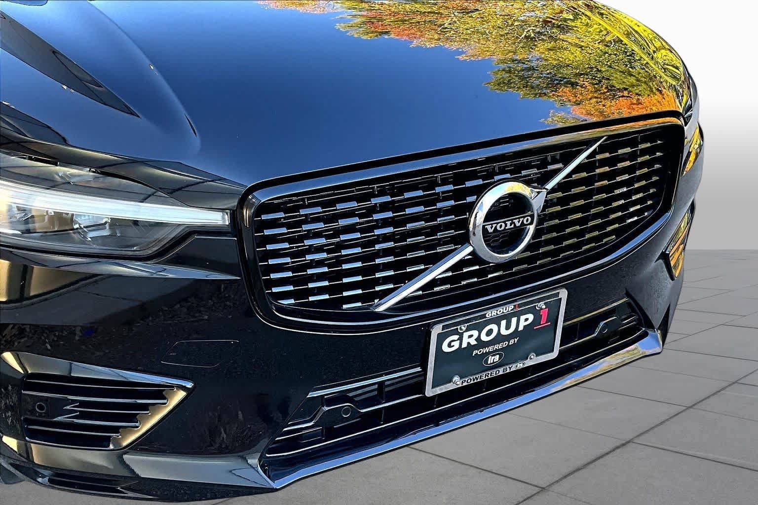Used 2021 Volvo XC60 T8 R-Design AWD/4WD image 13