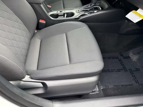 Used 2026 Toyota Corolla LE FWD image 10