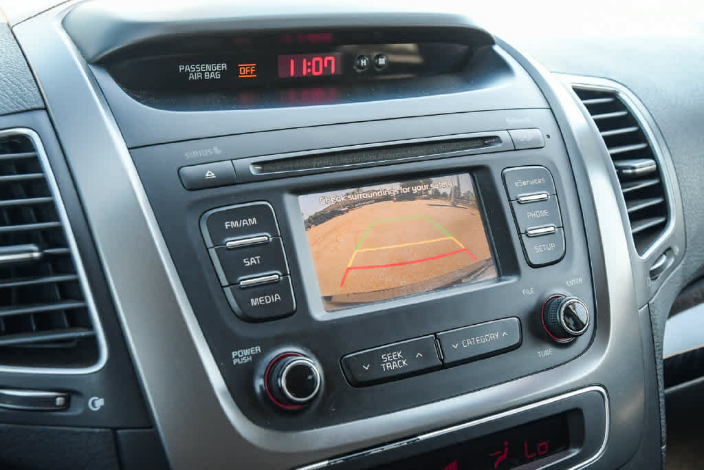 Used 2014 Kia Sorento LX w/ Premium Package FWD image 24