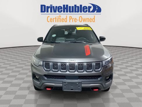 Used 2023 Jeep Compass Trailhawk image 7