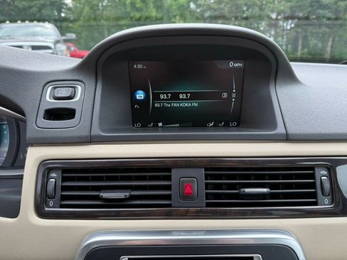 Used 2016 Volvo XC70 T5 Premier w/ Proximity Package image 30