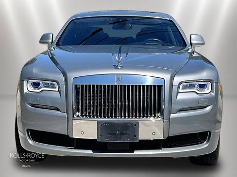 Used 2016 Rolls-Royce Ghost RWD image 3