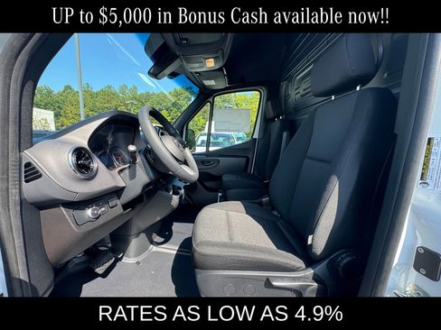 New 2026 Mercedes-Benz Sprinter 2500 image 6