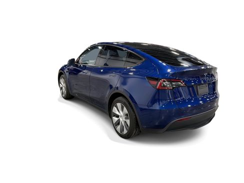 Certified 2023 Tesla Model Y Long Range AWD/4WD image 4