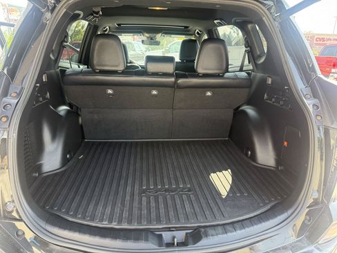 Used 2017 Toyota RAV4 SE w/ Power Extra Value Package AWD/4WD image 17