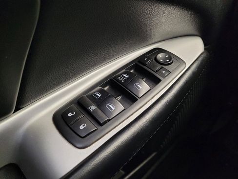 Used 2017 Dodge Journey SXT image 27