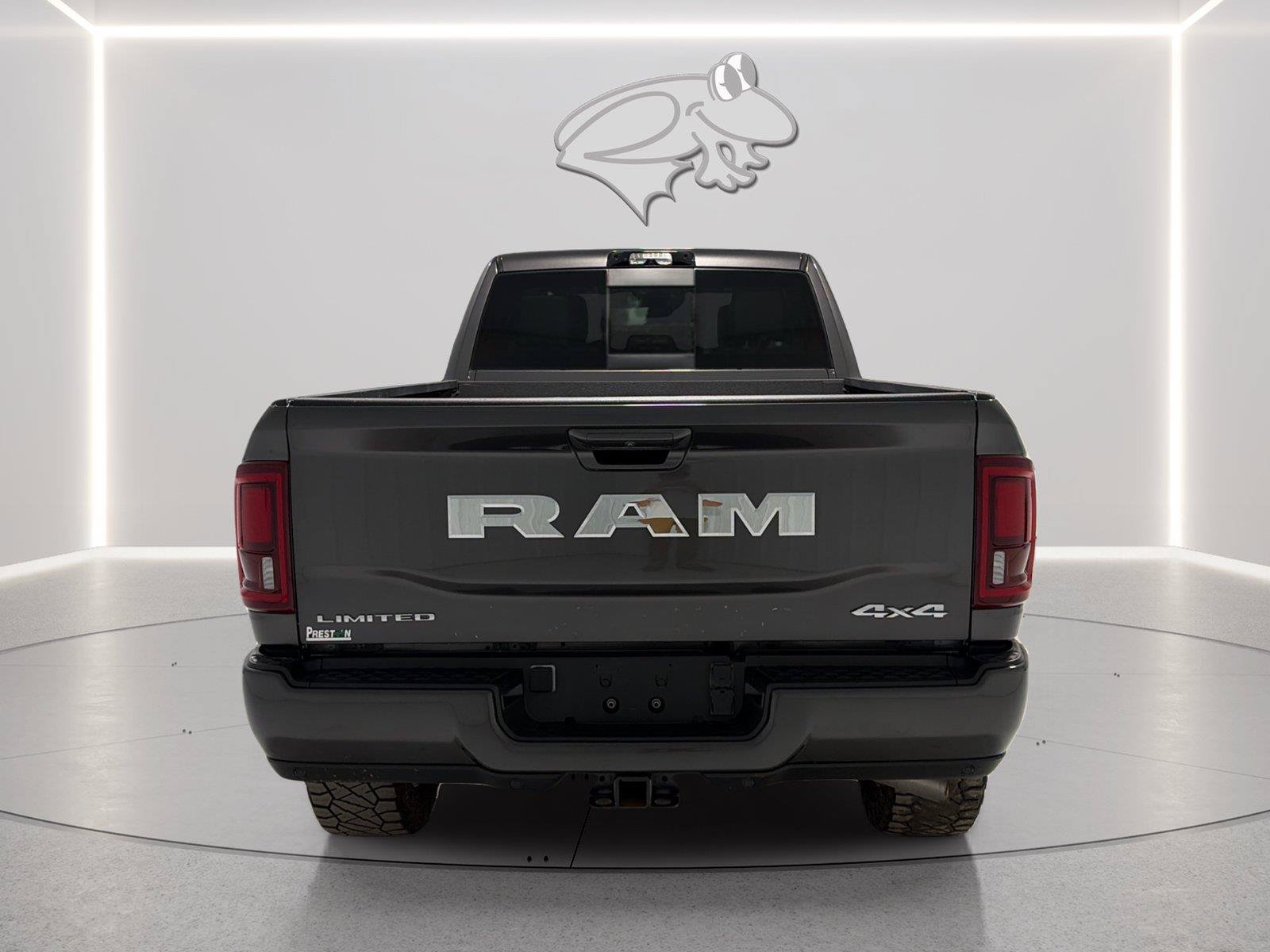 Used 2025 RAM 3500 Limited AWD/4WD image 4