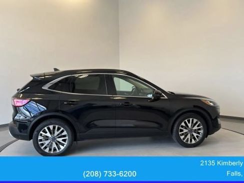 Used 2020 Ford Escape Titanium AWD/4WD image 15