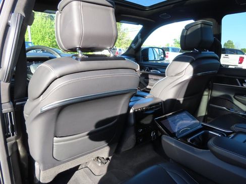 Used 2024 Jeep Grand Wagoneer L Series II w/ Quick Order Packagew 28T AWD/4WD image 40