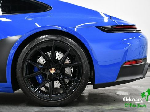 Used 2025 Porsche 911 Carrera RWD image 14