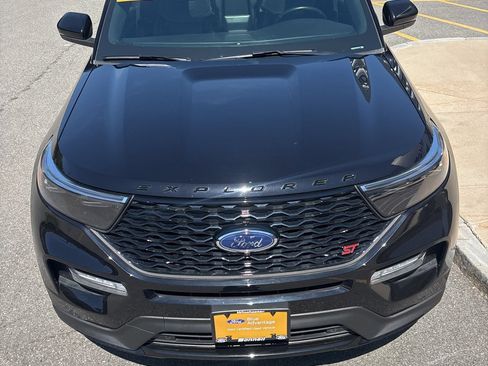 Used 2023 Ford Explorer ST w/ Equipment Group 401A AWD/4WD image 8