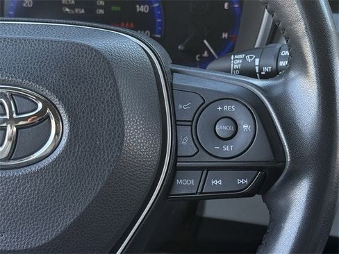 Used 2022 Toyota Corolla XSE image 15