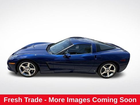 Used 2007 Chevrolet Corvette Coupe w/ Preferred Equipment Group RWD image 1